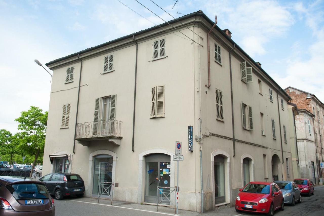 Appartamento Il Castello Casale Monferrato Luaran gambar